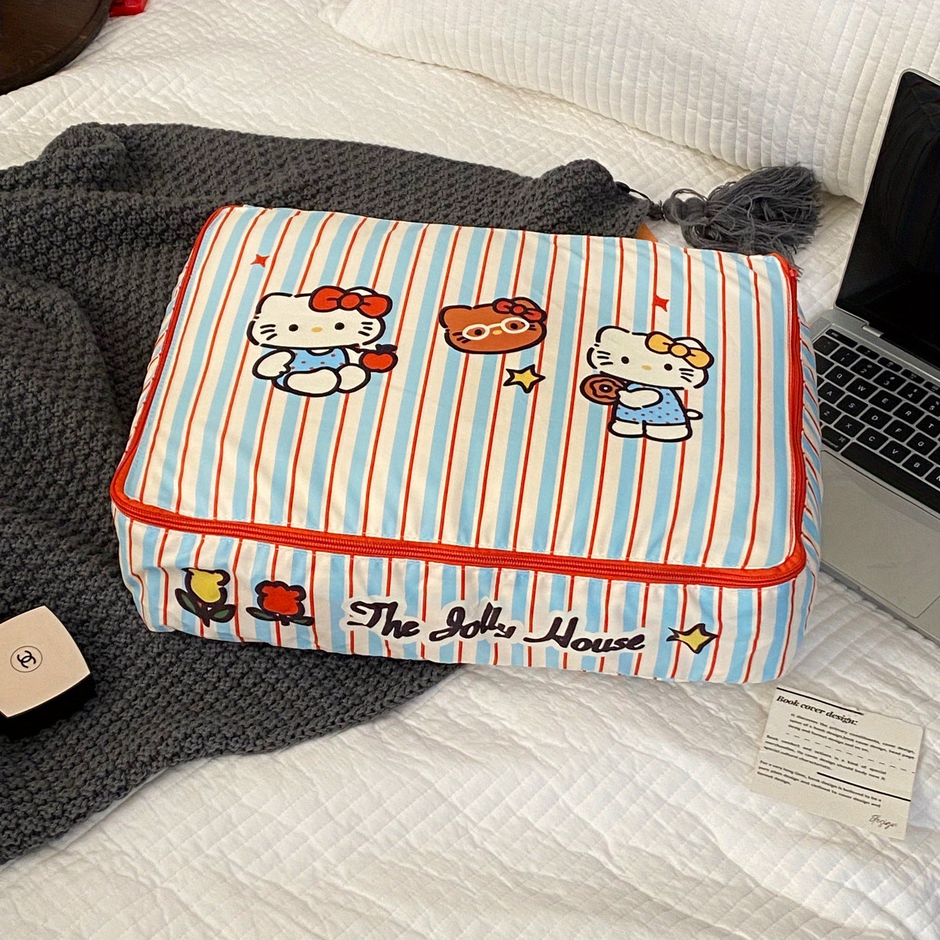 Portable Luggage Storage Pouch for Travel, Featuring a Striped Cat Design, Ideal for Business Trips And Cosmetics
